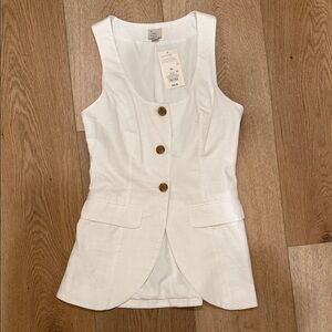 a new day White Sleeveless Button-Down Top
